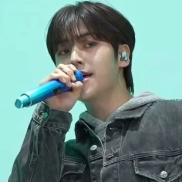 Today's Most Loved Lee Eunsang (YOUNITE)