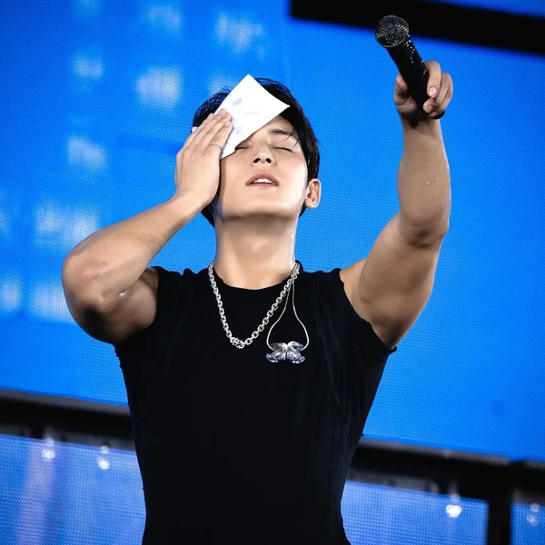 Top Photo Full of Mingyu (SEVENTEEN) Love