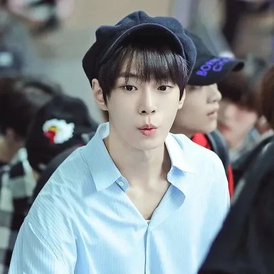 今日最も愛されたドヨン (NCT 127)の姿