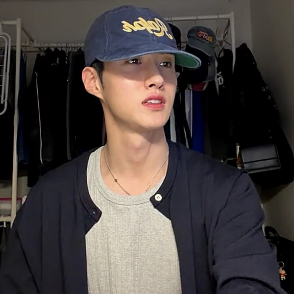 Popular profile picture of Yeoone (PENTAGON) loved by fans