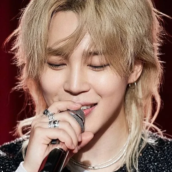 Foto Populer Penuh Cinta untuk Jimin (BTS)