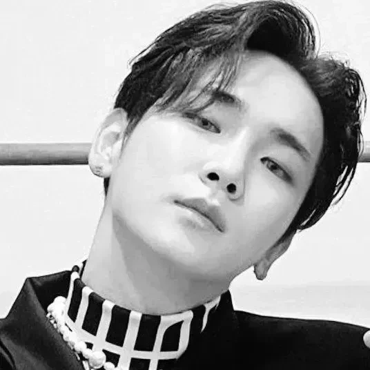 充滿粉絲愛意的Key (SHINee)人氣照片