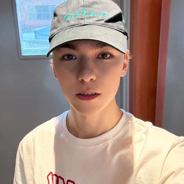 Today's Most Loved Vernon (SEVENTEEN)