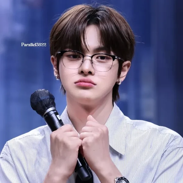 팬들이 사랑하는 이리오 (알파드라이브원)의 인기 프로필 사진