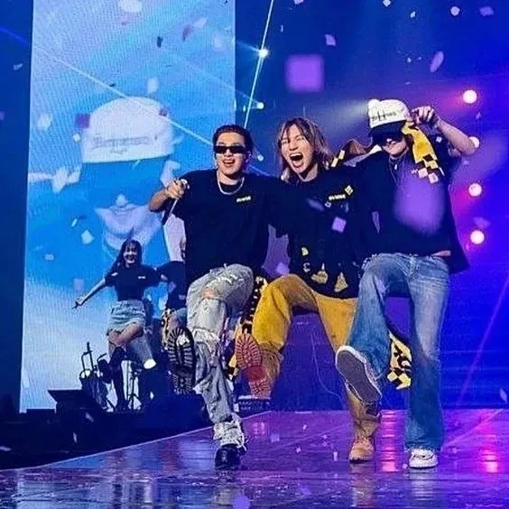 Best moment chosen by BIGBANG fandom