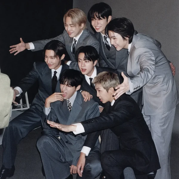 Top Photo Full of BTS Love