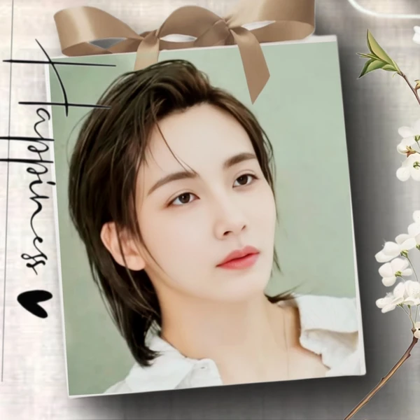 Signature photo of Jeonghan (SEVENTEEN) capturing their charm