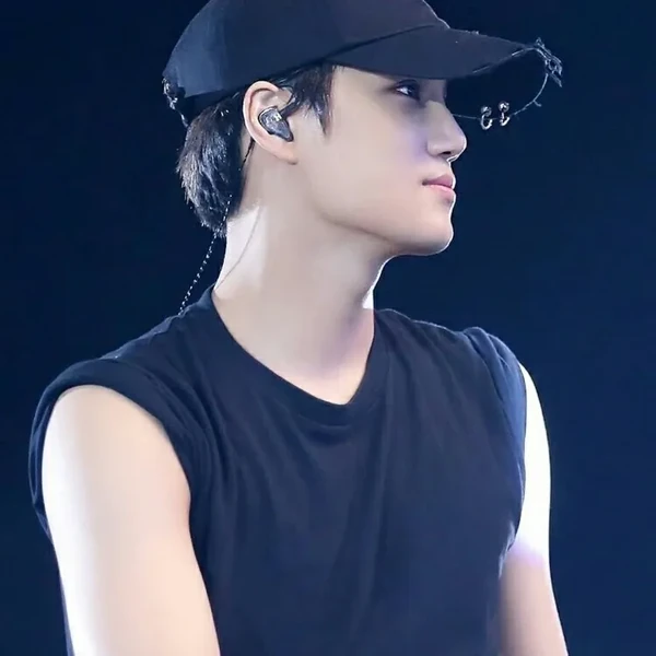 Foto Populer Penuh Cinta untuk Kai (EXO)