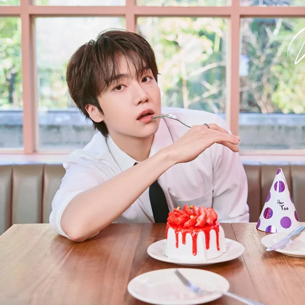 Today's Most Loved Jinho (PENTAGON)