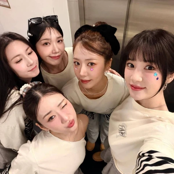 Today's Most Loved Yoon Bomi (Apink)