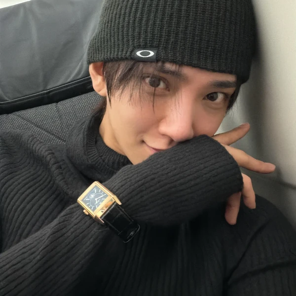 Popular profile image of Joshua (SEVENTEEN) selected by votes