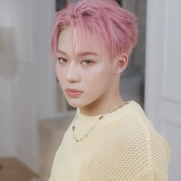 Foto Populer Penuh Cinta untuk Lego (LYKN)