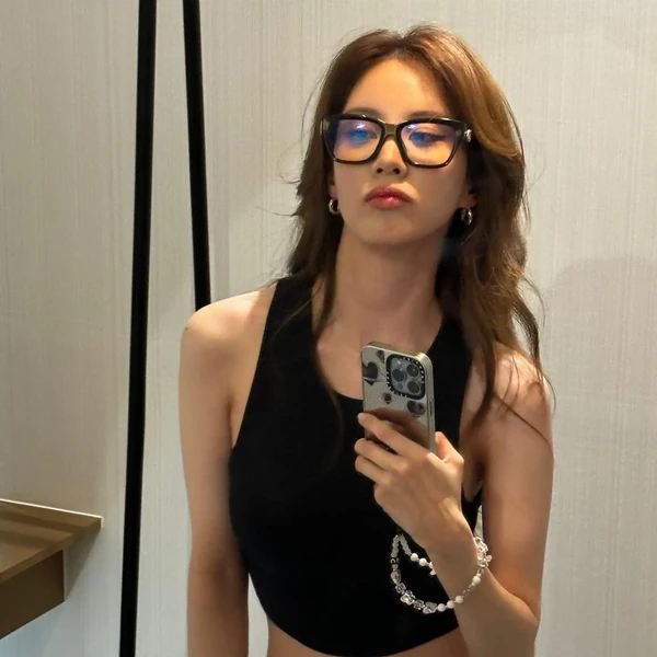 Top Photo Full of Seohyun (Girls' Generation) Love