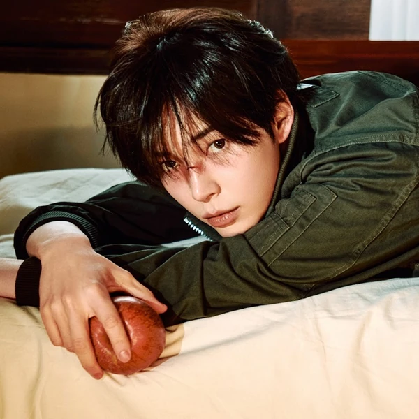 팬들이 사랑하는 성한빈 (제로베이스원)의 인기 프로필 사진