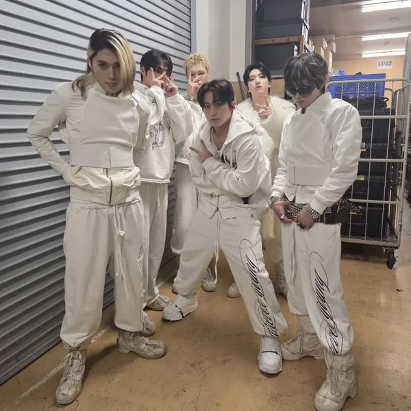 Today's Most Loved JUST B