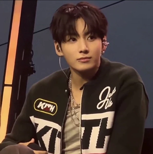 Foto Populer Penuh Cinta untuk Jungkook (BTS)