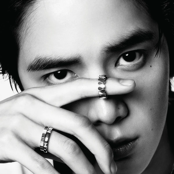 Signature photo of Younghoon (THE BOYZ) capturing their charm