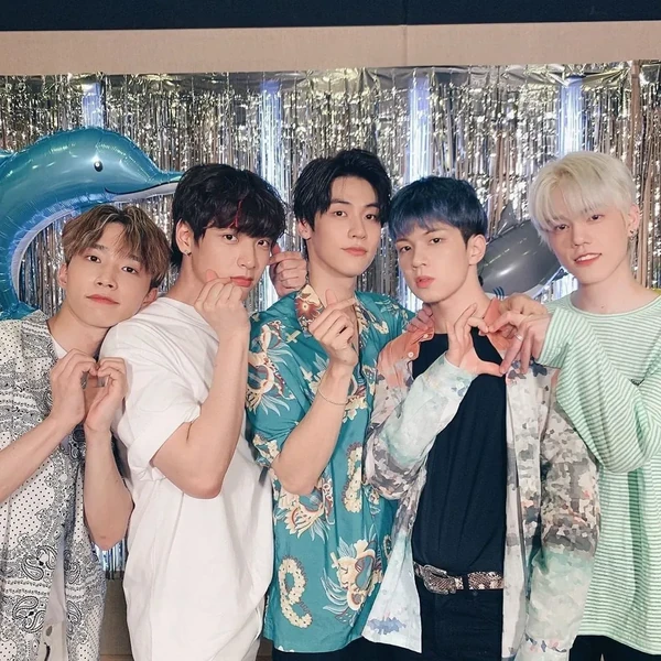 Today's Most Loved N.Flying