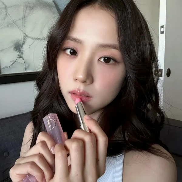 Momen Terbaik Jisoo (BLACKPINK) Pilihan Penggemar