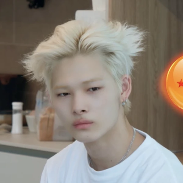 Foto perwakilan NI-KI (ENHYPEN) yang penuh pesona