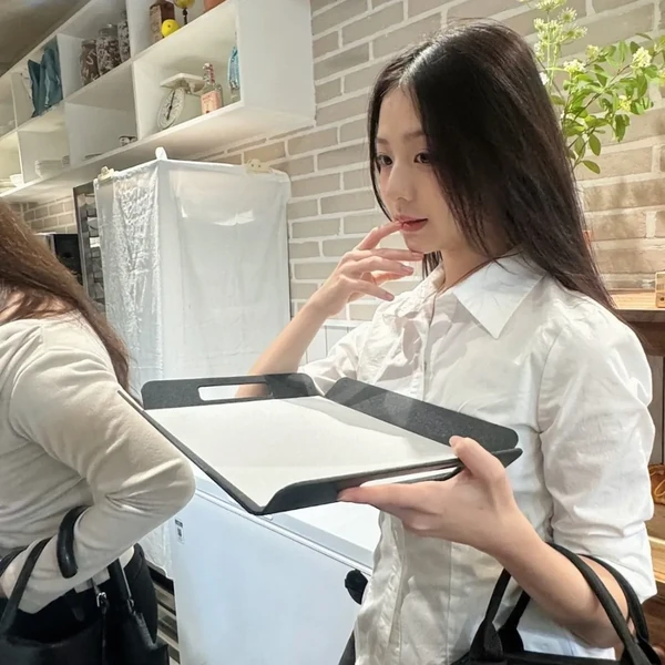 Today's Most Loved Seowon (UNIS)