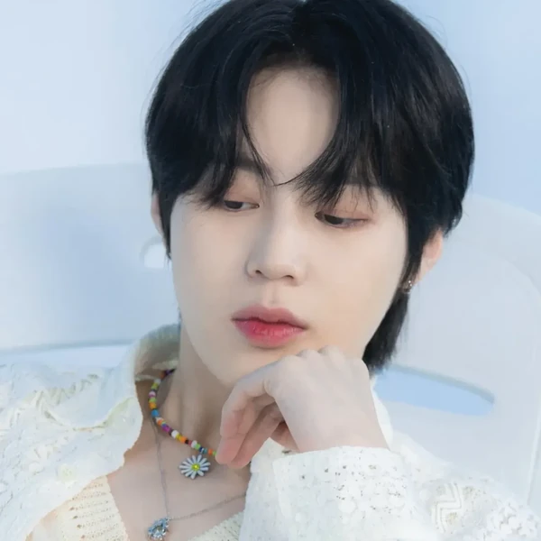 Today's Most Loved Ha Sungwoon