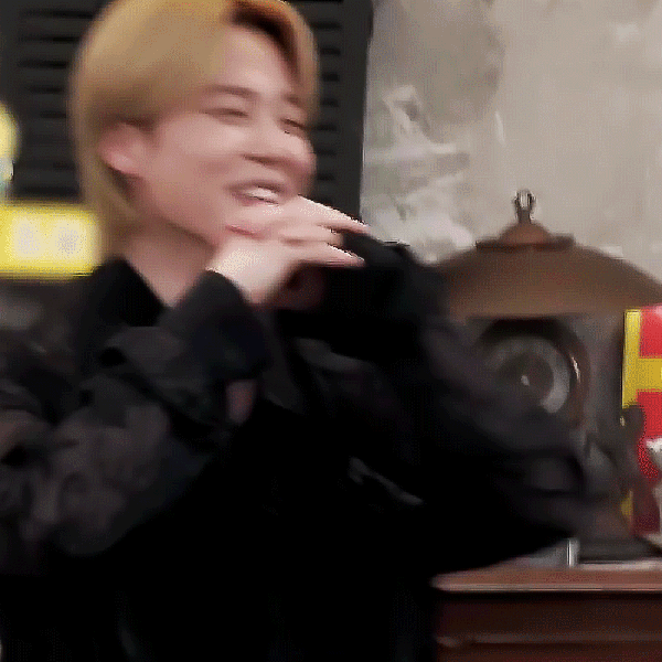 Penampilan Jimin (BTS) yang Paling Dicintai Hari Ini