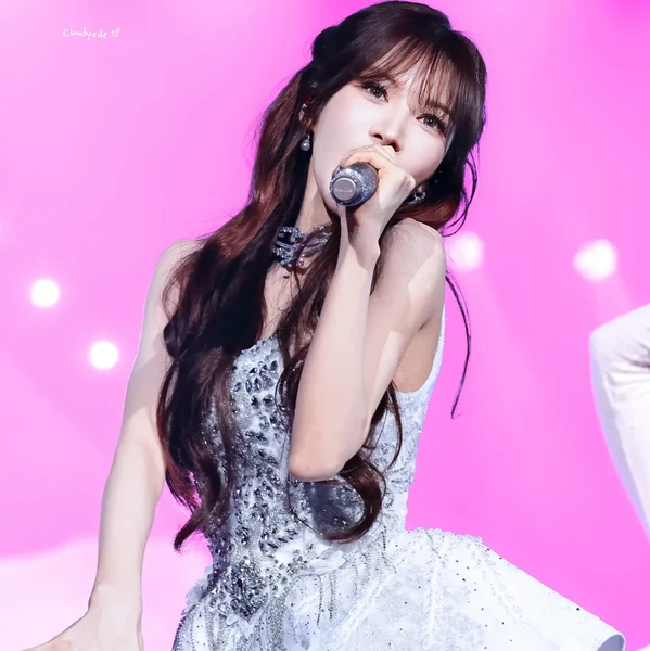 Top Photo Full of Wendy (Red Velvet) Love