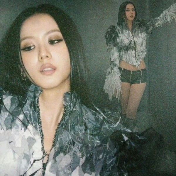 Foto Populer Penuh Cinta untuk Jisoo (BLACKPINK)