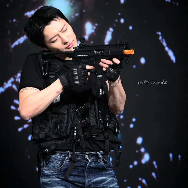 Today's Most Loved WOODZ