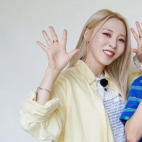 Today's Most Loved MAMAMOO