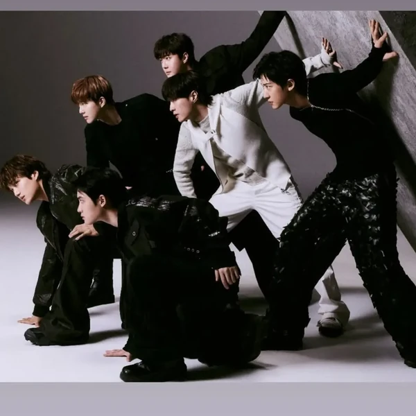 Today's Most Loved EXO