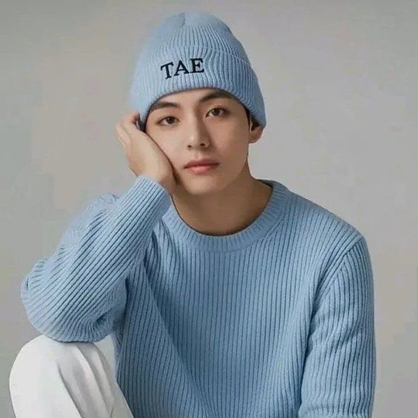 Foto Populer Penuh Cinta untuk V (BTS)