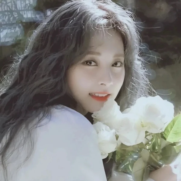 Momen Terbaik Tzuyu (TWICE) Pilihan Penggemar