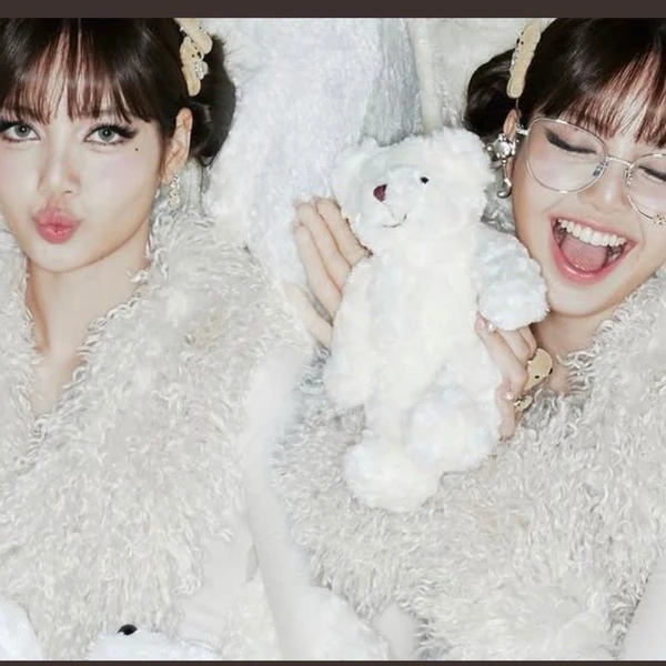 Penampilan Lisa (BLACKPINK) yang Paling Dicintai Hari Ini