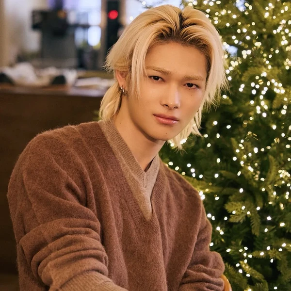 니키 (ENHYPEN)의 매력을 담은 최애돌 대표 사진