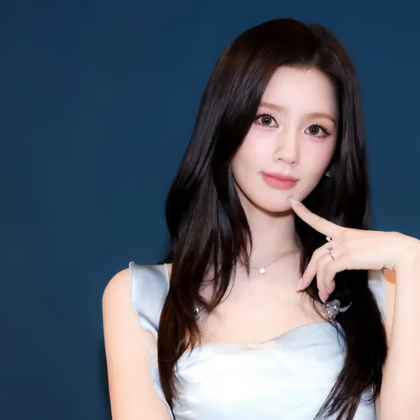 Popular profile picture of ミヨン (i-dle) loved by fans