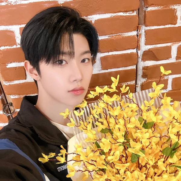 Today's Most Loved Hyunwoo (Xikers)