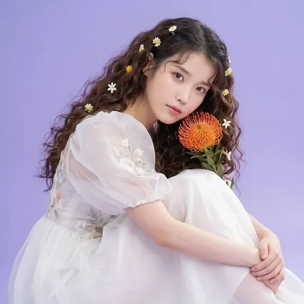 Penampilan IU yang Paling Dicintai Hari Ini