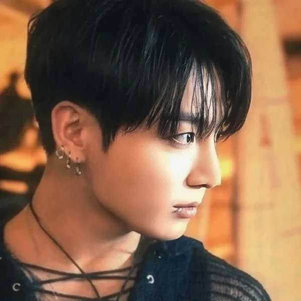 오늘 가장 사랑받은 정국 (방탄소년단)의 모습