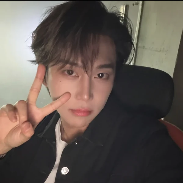 Top Photo Full of Junseo (BAE173) Love