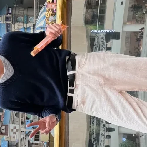 充滿粉絲愛意的友榮 (ATEEZ)人氣照片