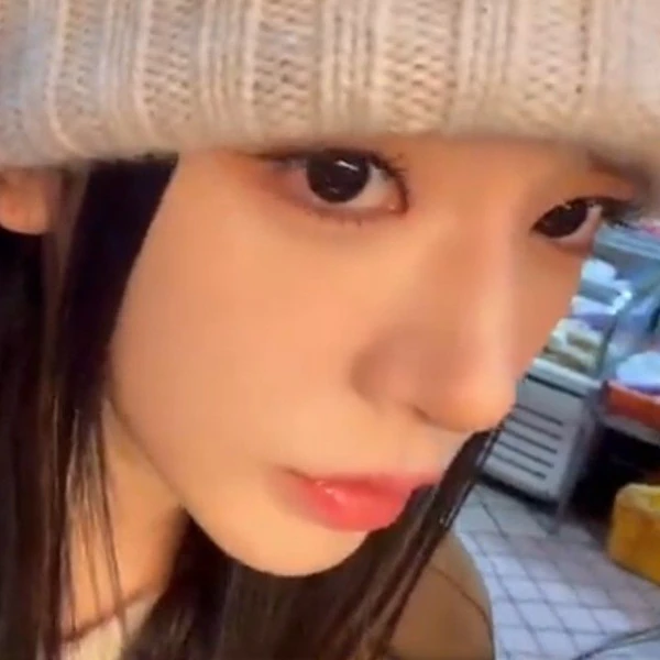 Signature photo of SECRET NUMBER capturing their charm