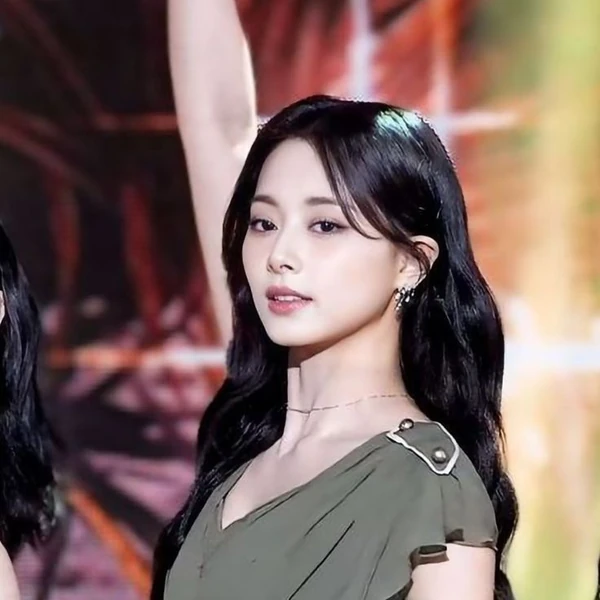 쯔위 (TWICE) 팬심 가득한 인기 사진