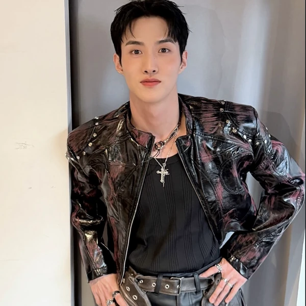 Popular profile image of Yeoone (PENTAGON) selected by votes