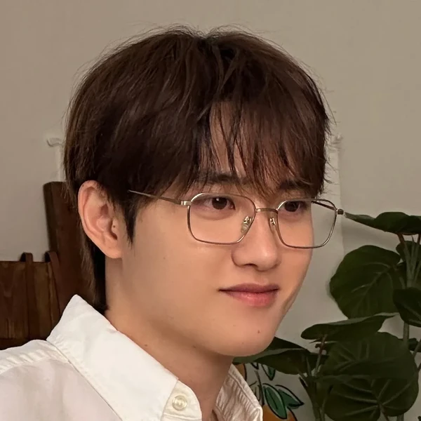 今日最受喜愛的D.O. (EXO)