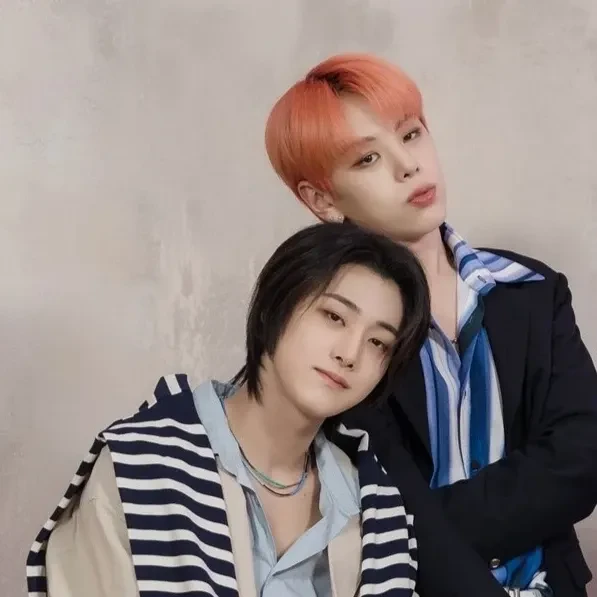 Foto Populer Penuh Cinta untuk WEi