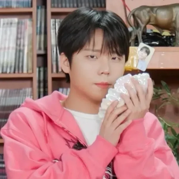 Top Photo Full of Jung Seunghwan Love