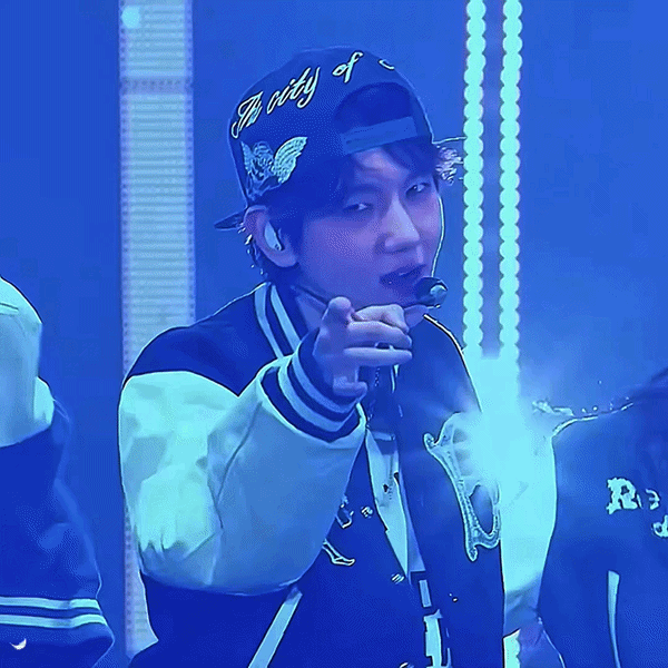 充滿粉絲愛意的伯賢 (EXO)人氣照片