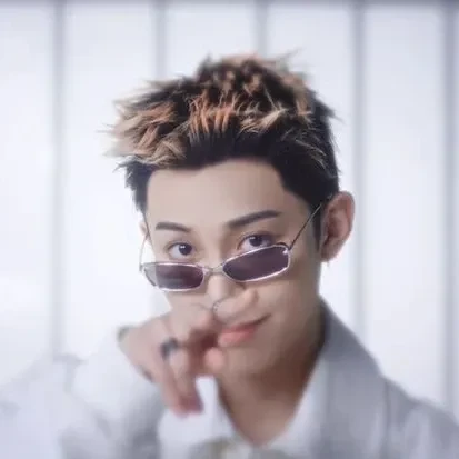 Top Photo Full of Ryul (LNGSHOT) Love